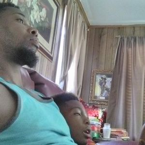 Meet your Posher, Joshua